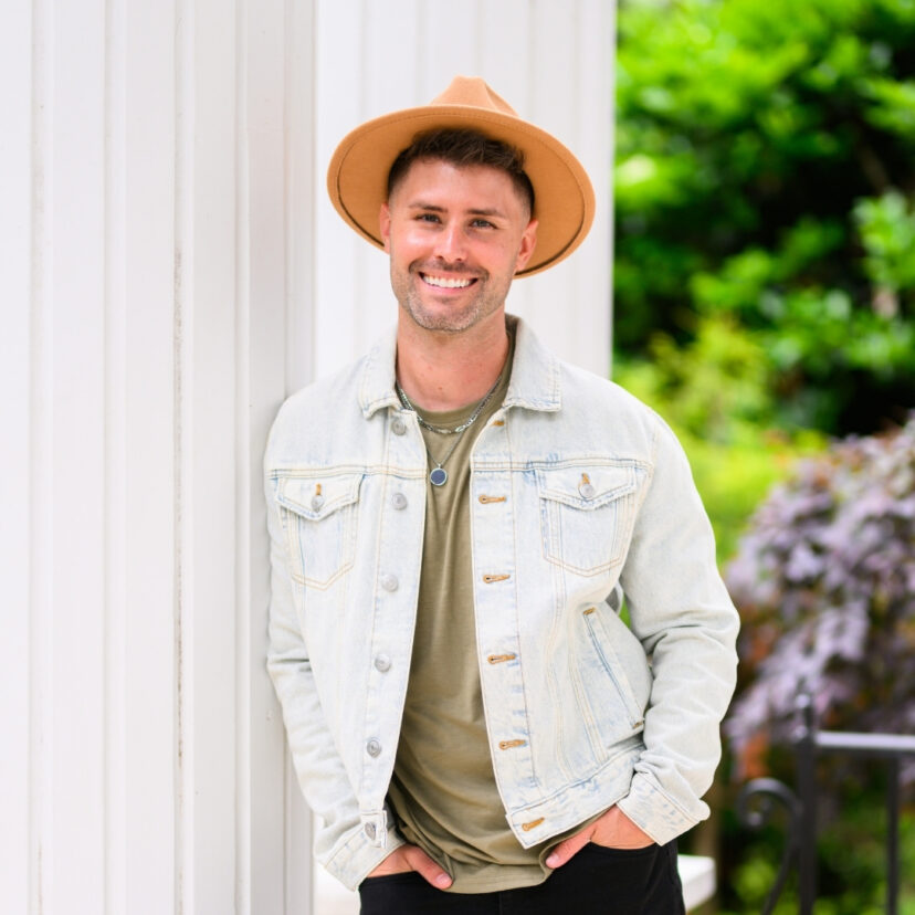 Dylan Arms Kids Worship